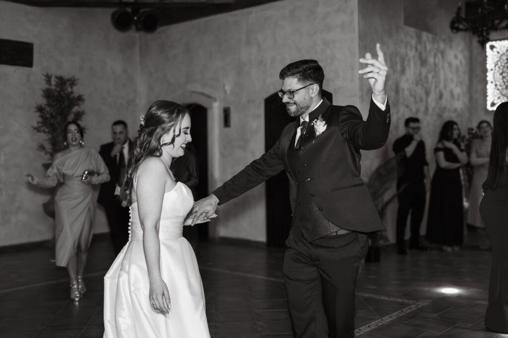 Novios boda de fiesta