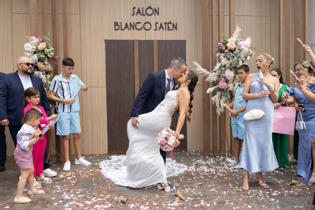 Ceremonia en puerta de europa almeria